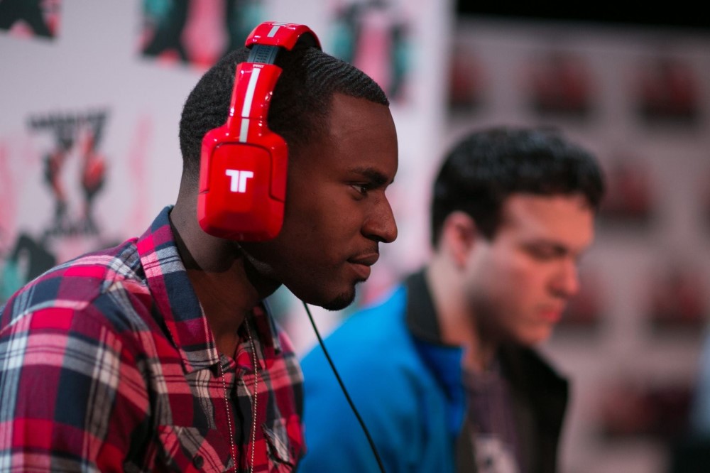 Two players are competing in the Canada Cup Gaming event